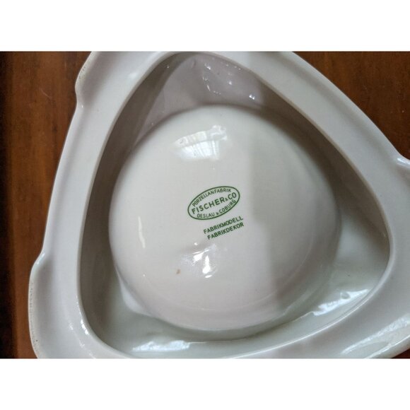 Weisse Eule Triangular Ceramic Ashtray 3 Cigarette Rests Vintage White Germany - Picture 5 of 6